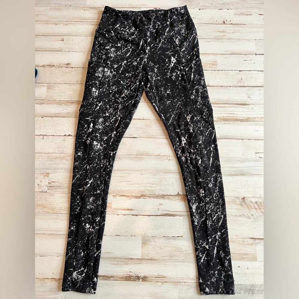 Rue 21 marbled leggings. Size S.